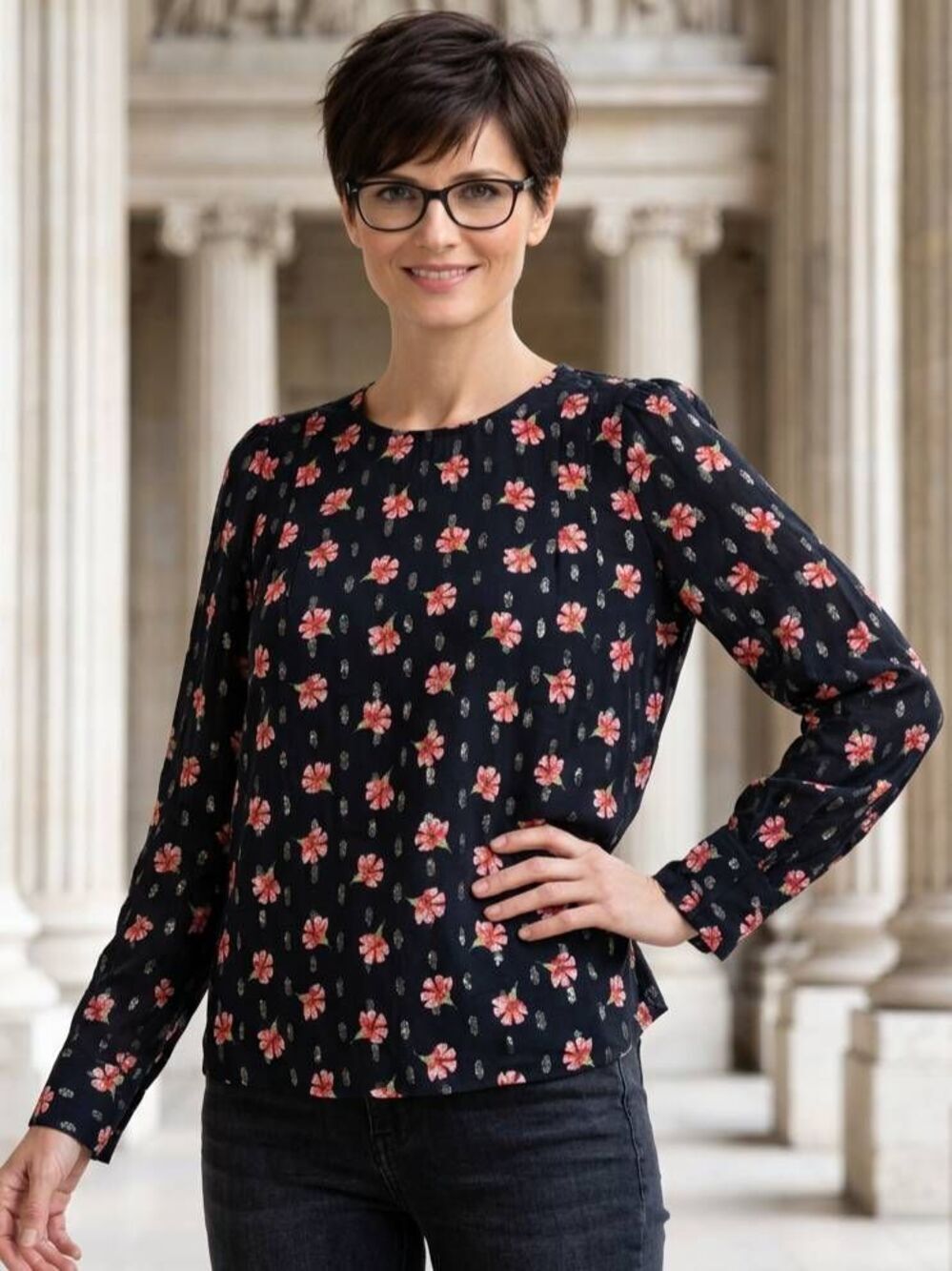 🔺️Loft Black & Red Floral & Metallic Gold Long Sleeve Top Small